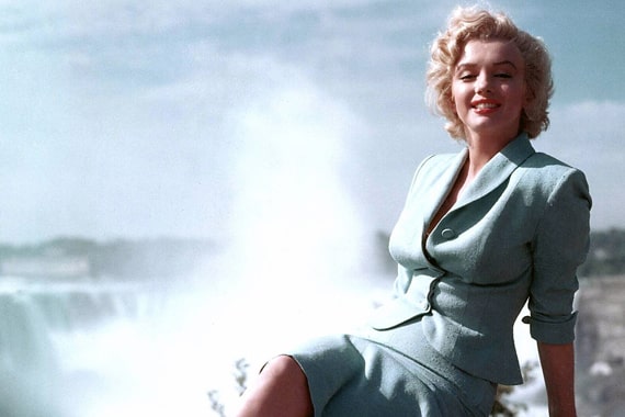 Marilyn Monroe in Niagara Falls